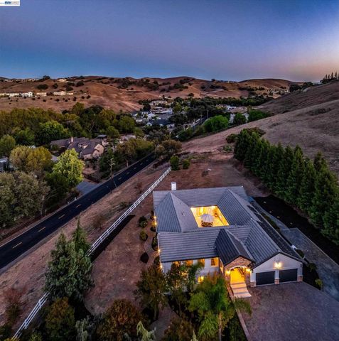 31 Hidden Hills Pl, Danville, CA 94506