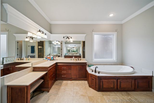 4205 E 116th Place S, Tulsa, OK 74137