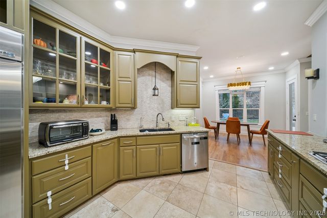 4205 E 116th Place S, Tulsa, OK 74137