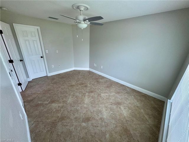 3829 SW 17th PL, Cape Coral, FL 33914
