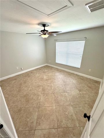 3829 SW 17th PL, Cape Coral, FL 33914
