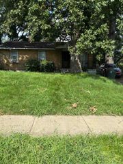 2404 HERNANDO RD, Memphis, TN 38106