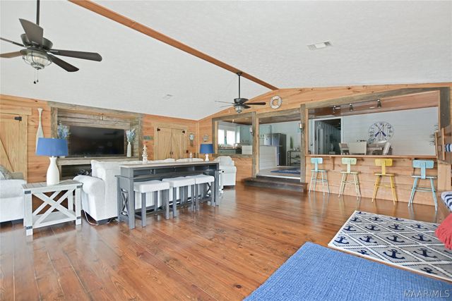 367 Council Rock Road, Eclectic, AL 36024