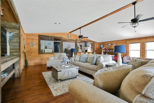 367 Council Rock Road, Eclectic, AL 36024