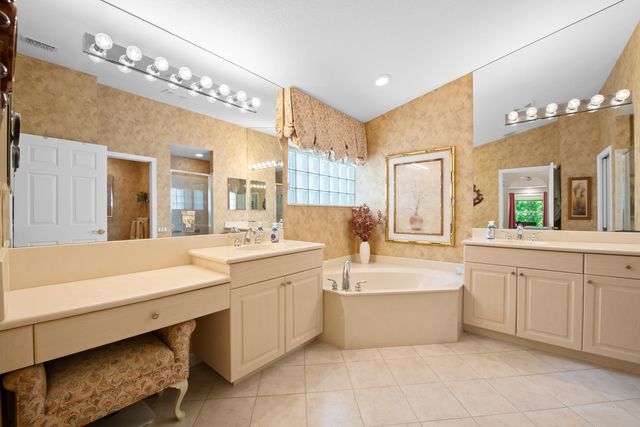 5185 Glenville Drive, Boynton Beach, FL 33437