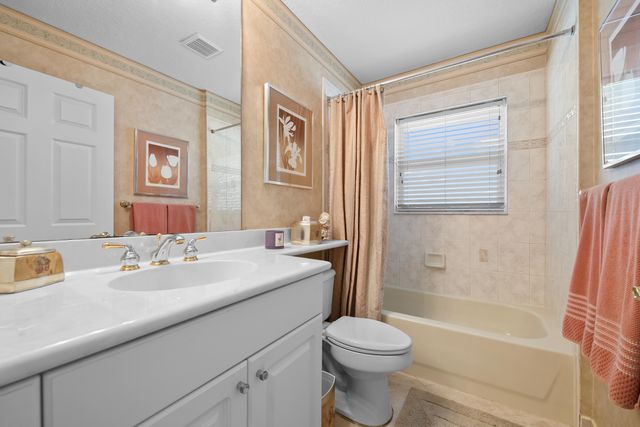 5185 Glenville Drive, Boynton Beach, FL 33437