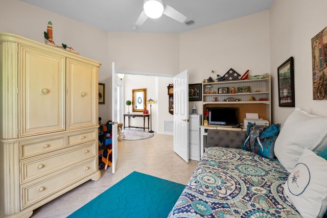5185 Glenville Drive, Boynton Beach, FL 33437