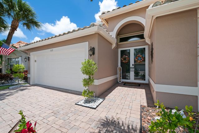 5185 Glenville Drive, Boynton Beach, FL 33437