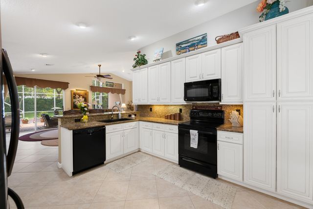 5185 Glenville Drive, Boynton Beach, FL 33437