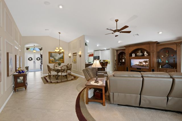 5185 Glenville Drive, Boynton Beach, FL 33437