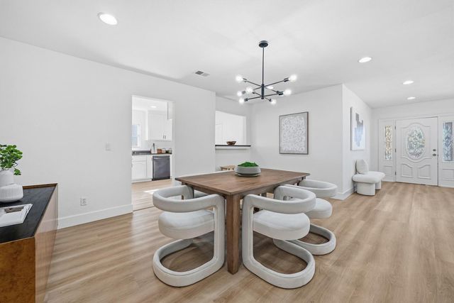 2370 Ralmar Avenue, East Palo Alto, CA 94303