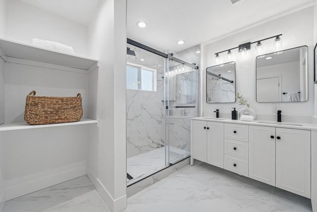 2370 Ralmar Avenue, East Palo Alto, CA 94303