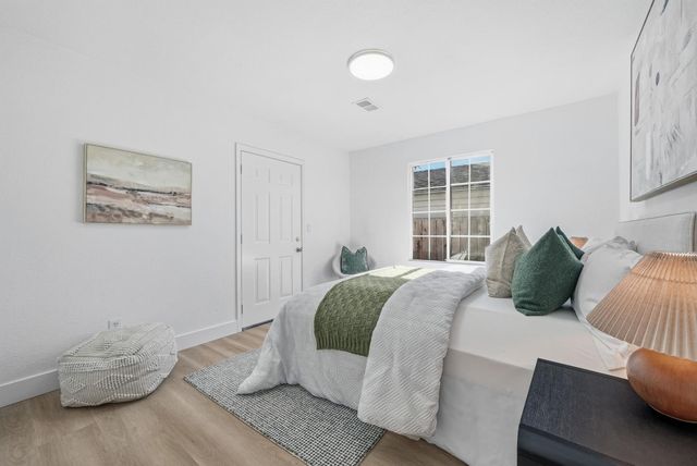 2370 Ralmar Avenue, East Palo Alto, CA 94303