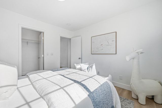 2370 Ralmar Avenue, East Palo Alto, CA 94303