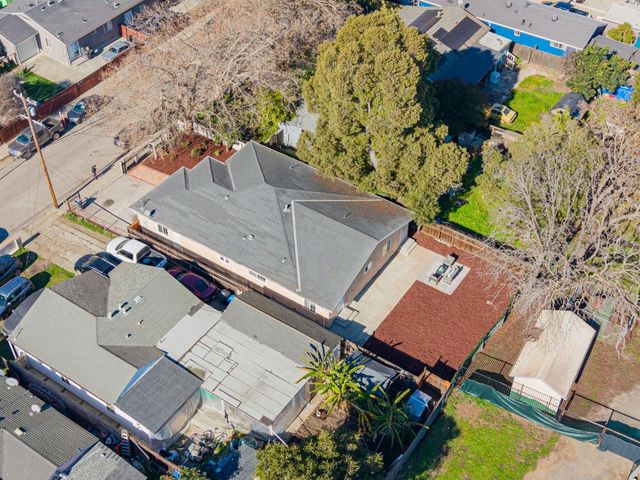 2370 Ralmar Avenue, East Palo Alto, CA 94303