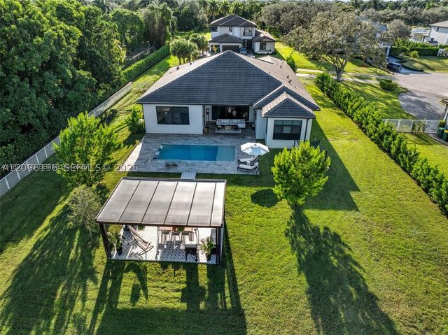 5000 SW 159th Ave, Southwest Ranches, FL 33331