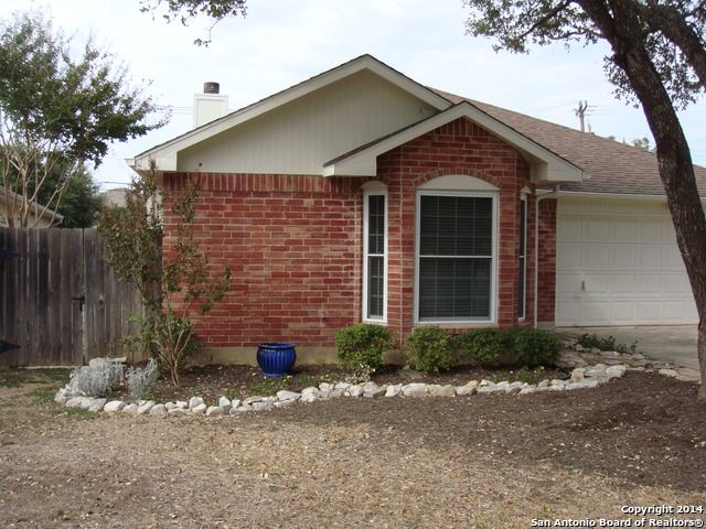 972 HEDGESTONE DR, San Antonio, TX 78258