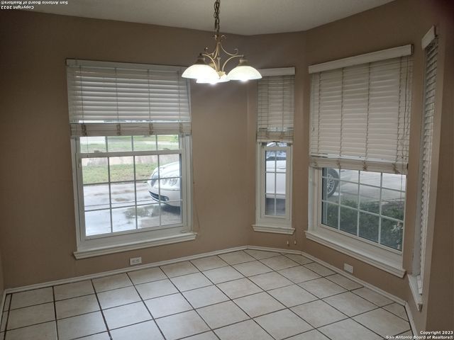 972 HEDGESTONE DR, San Antonio, TX 78258