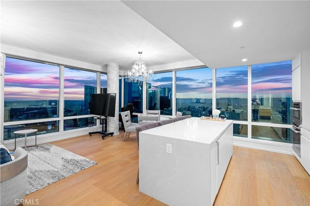 877 Francisco St 4111, Los Angeles, CA 90017