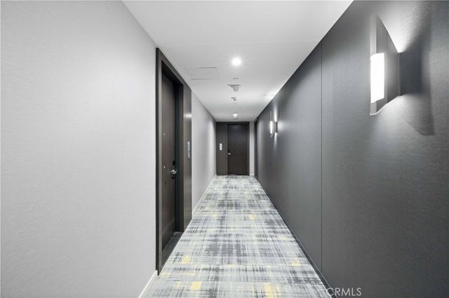 877 Francisco St 4111, Los Angeles, CA 90017