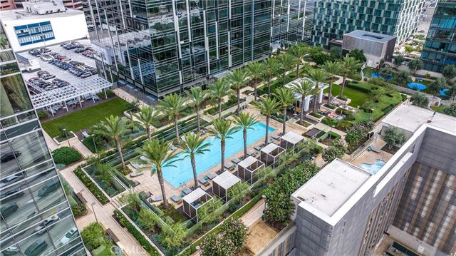 877 Francisco St 4111, Los Angeles, CA 90017