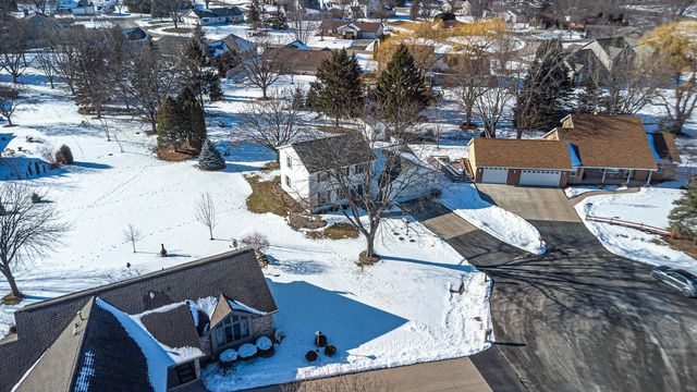 N9639 CRYSTAL COURT, Appleton, WI 54915