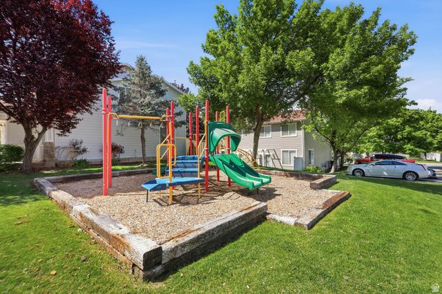 140 N BAMBERGER RD, North Salt Lake, UT 84054
