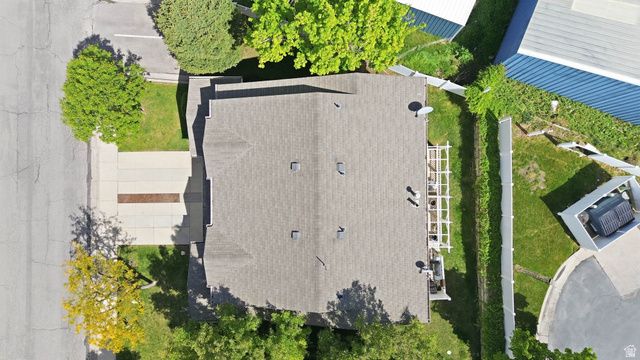 140 N BAMBERGER RD, North Salt Lake, UT 84054