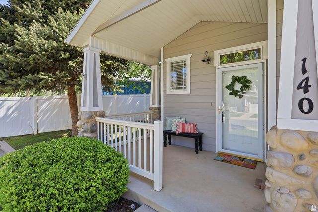 140 N BAMBERGER RD, North Salt Lake, UT 84054