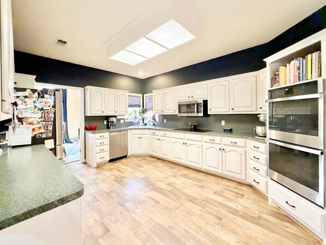 5614 84th Street, Lubbock, TX 79424