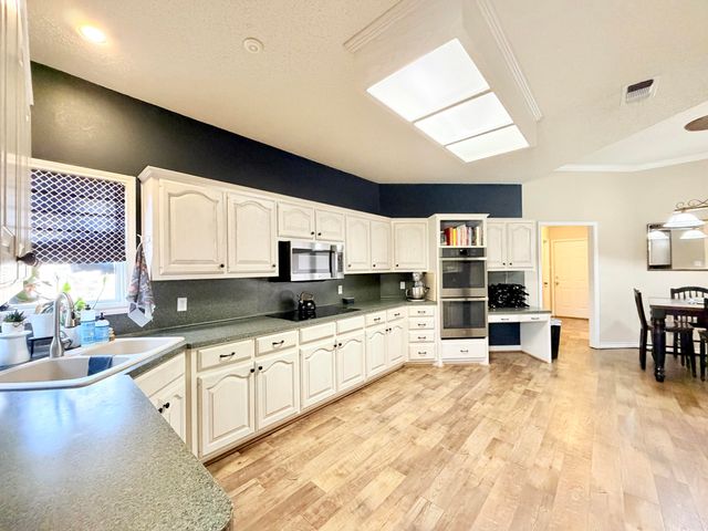 5614 84th Street, Lubbock, TX 79424