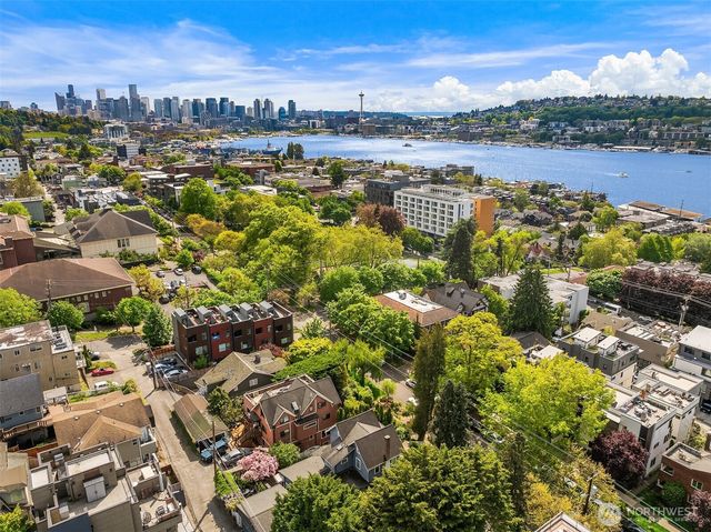 2616 Franklin Avenue E, Seattle, WA 98102