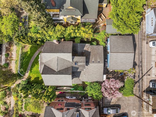 2616 Franklin Avenue E, Seattle, WA 98102