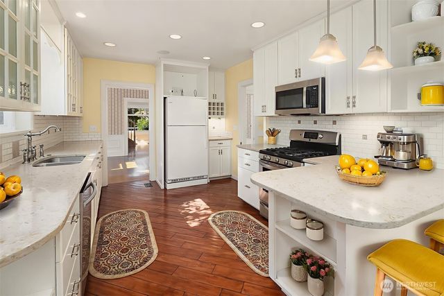 2616 Franklin Avenue E, Seattle, WA 98102