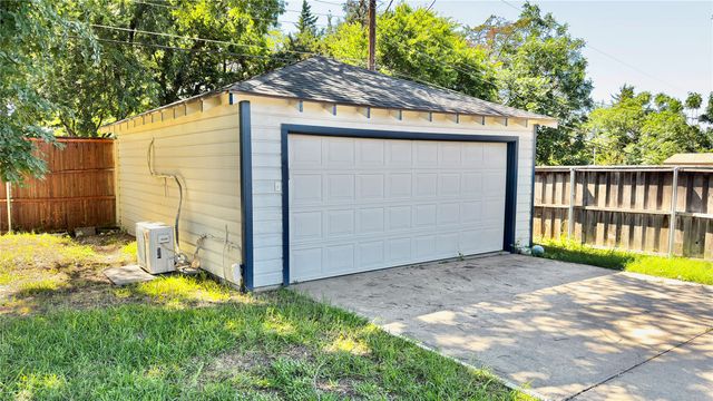 3315 Cedarcroft Lane, Dallas, TX 75233