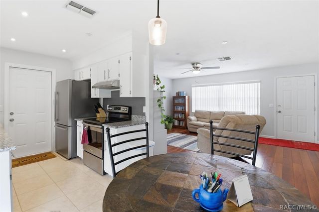517 S Jefferson Street, Beverly Hills, FL 34465