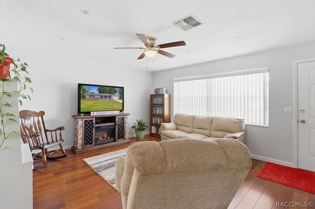 517 S Jefferson Street, Beverly Hills, FL 34465
