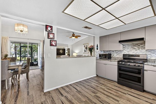 11520 SADDLEBOW LANE, Orlando, FL 32821