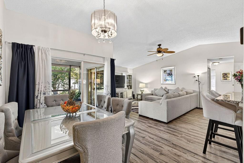 Image 14 of property listing at 11520 SADDLEBOW LANE, Orlando, FL 32821