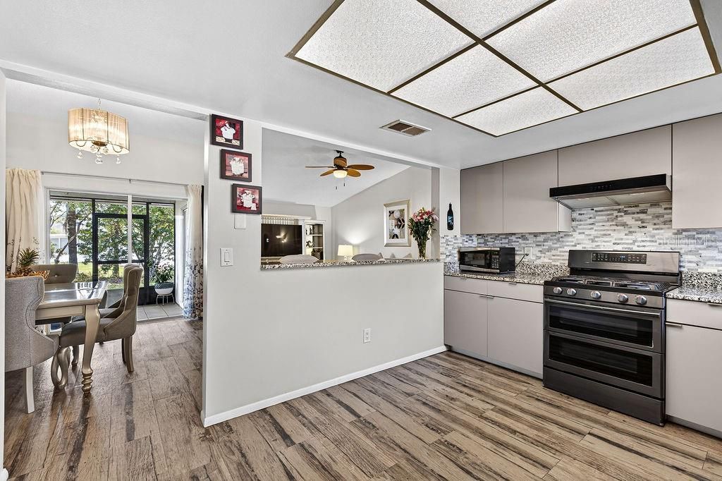 Image 19 of property listing at 11520 SADDLEBOW LANE, Orlando, FL 32821