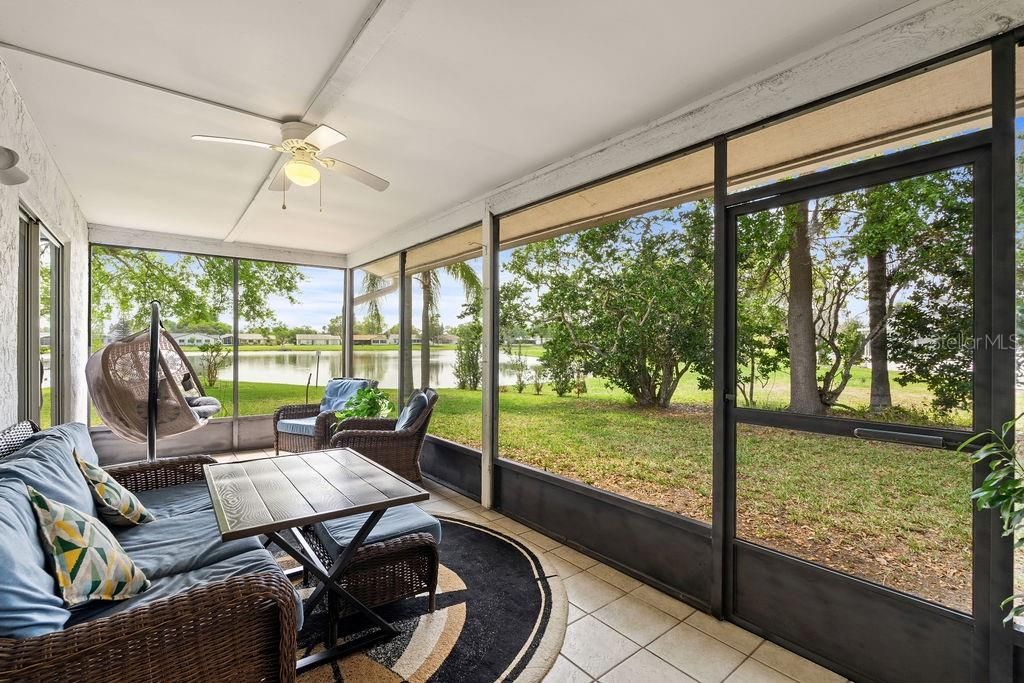 Image 32 of property listing at 11520 SADDLEBOW LANE, Orlando, FL 32821