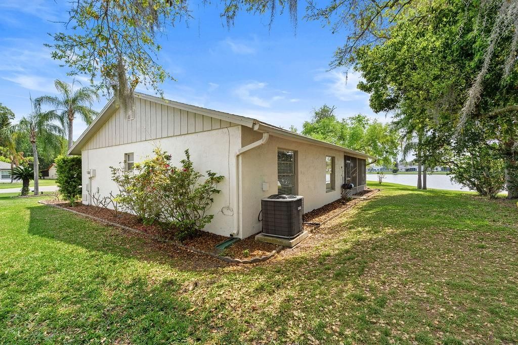 Image 39 of property listing at 11520 SADDLEBOW LANE, Orlando, FL 32821