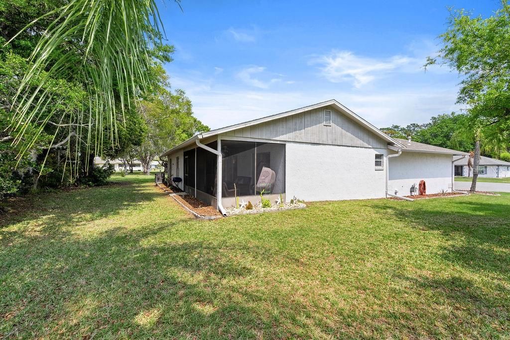 Image 40 of property listing at 11520 SADDLEBOW LANE, Orlando, FL 32821
