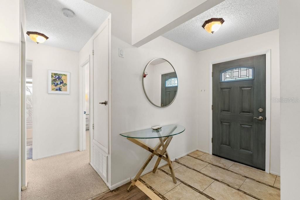 Image 10 of property listing at 11520 SADDLEBOW LANE, Orlando, FL 32821