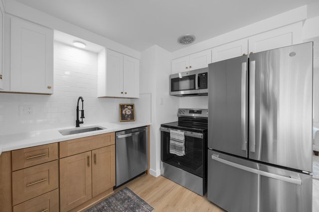 6204 N Morton St, Spokane, WA 99208