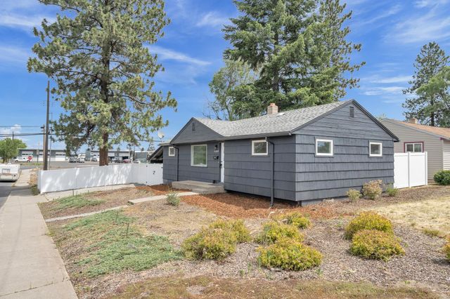 6204 N Morton St, Spokane, WA 99208