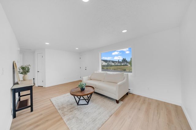 6204 N Morton St, Spokane, WA 99208