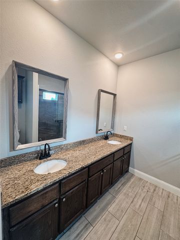 4709 Henry Street, Greenville, TX 75401