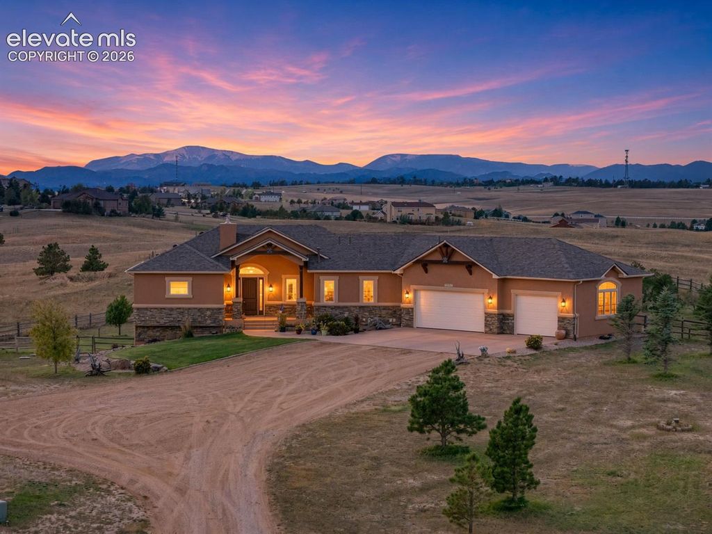 5735 Windridge Point, Colorado Springs, CO 80908 — exterior