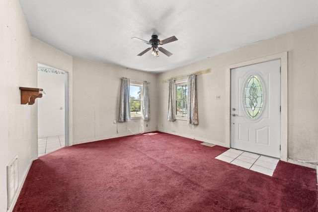 1804 Burlington Beach Road, Valparaiso, IN 46383